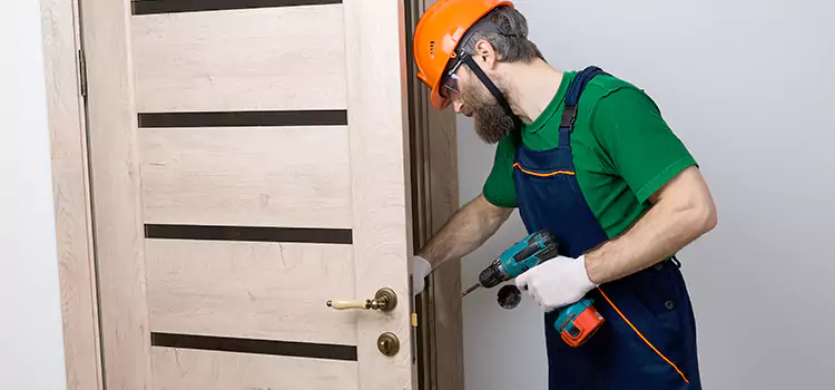 Replace Internal Door Handle with Lock Dundas